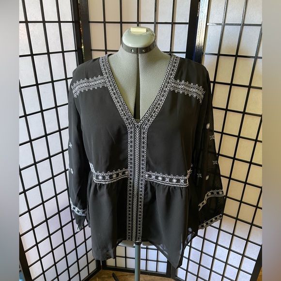 Celestial Blue Black & White Blouse - Picture 4 of 11